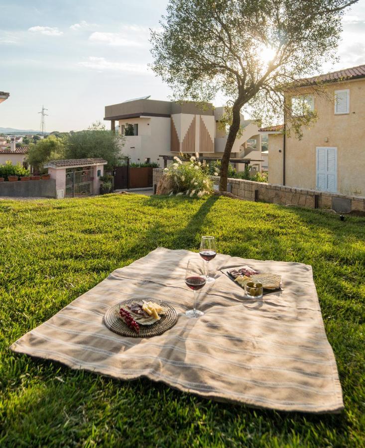Villa Ilma Luxury Rooms Arzachena Eksteriør bilde